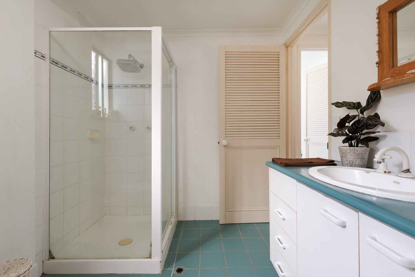 10 Columbus Court, Sunrise Beach, QLD 4567
