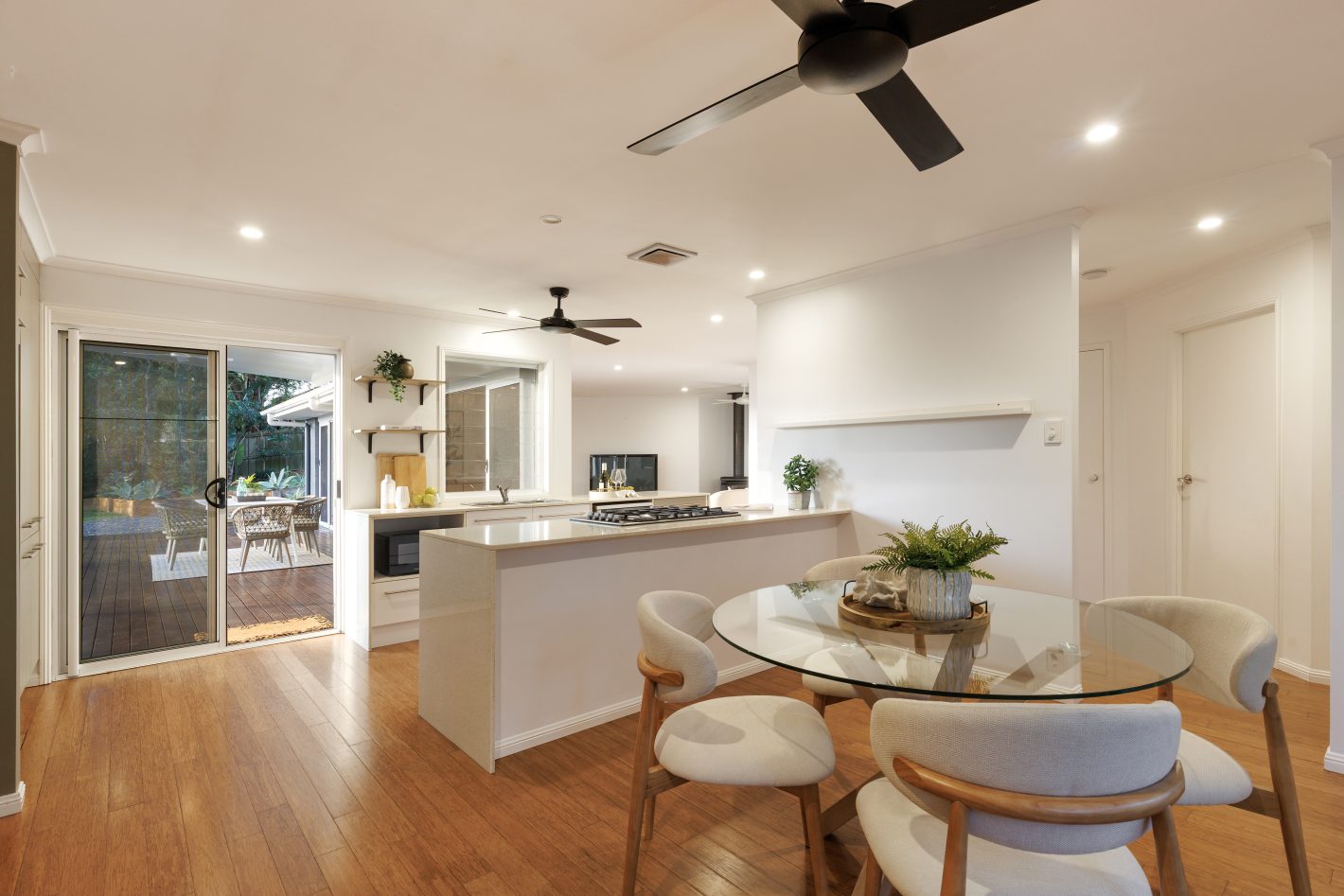 7 Bertrand Road, Sunrise Beach, QLD 4567