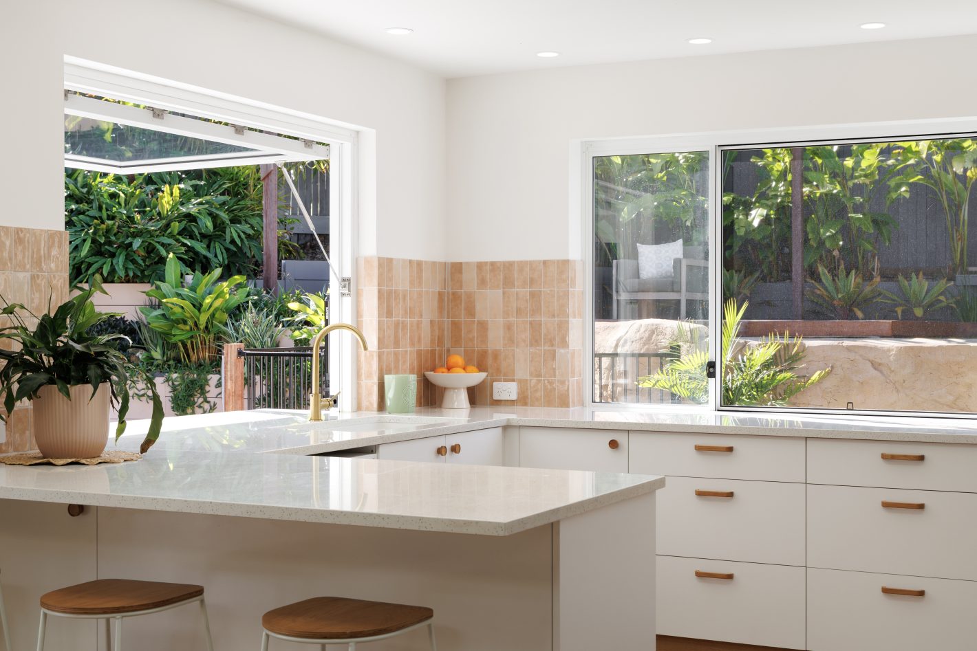 22 Comet Drive, Sunrise Beach, QLD 4567