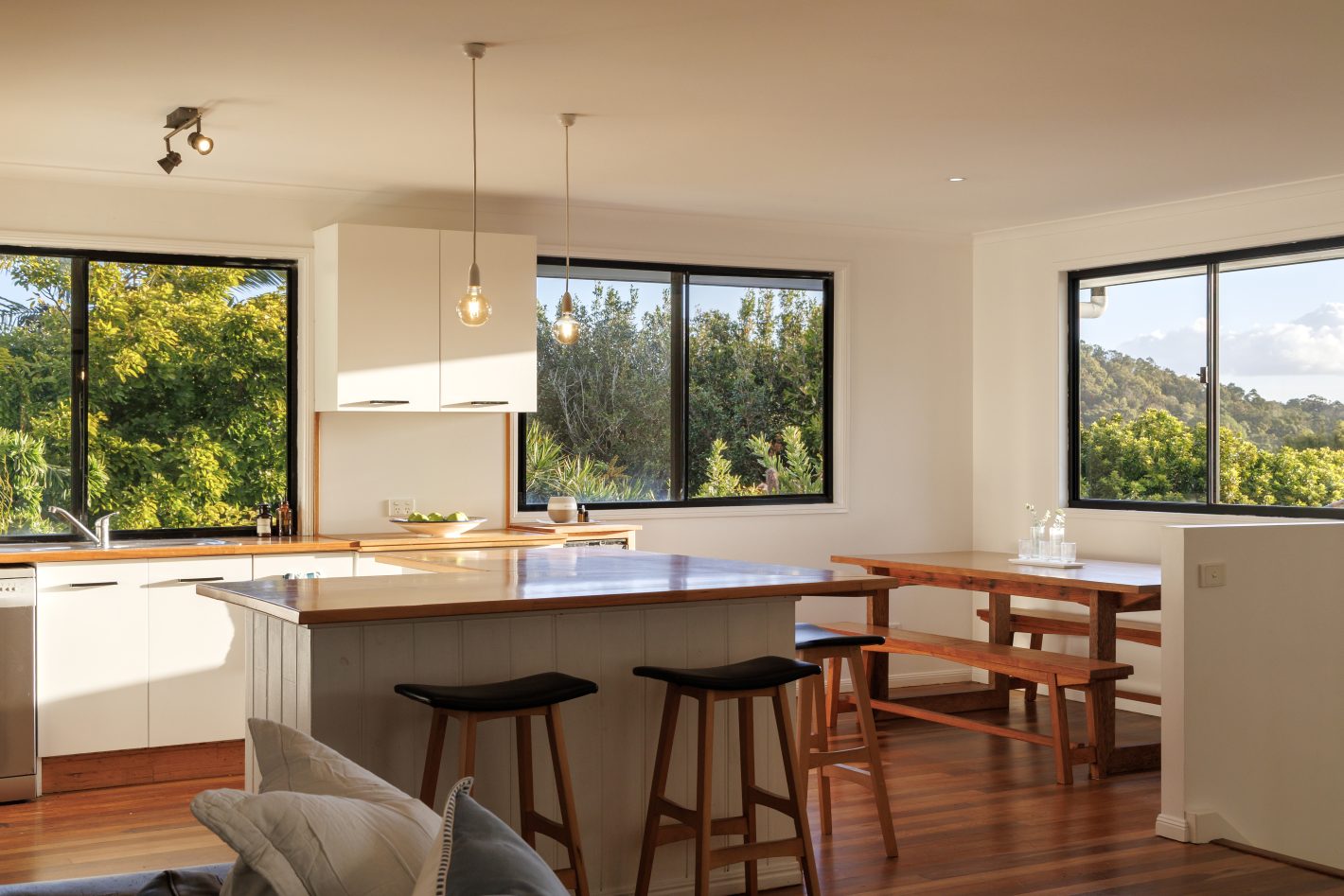 8 Werita Crt, Sunrise Beach, QLD 4567