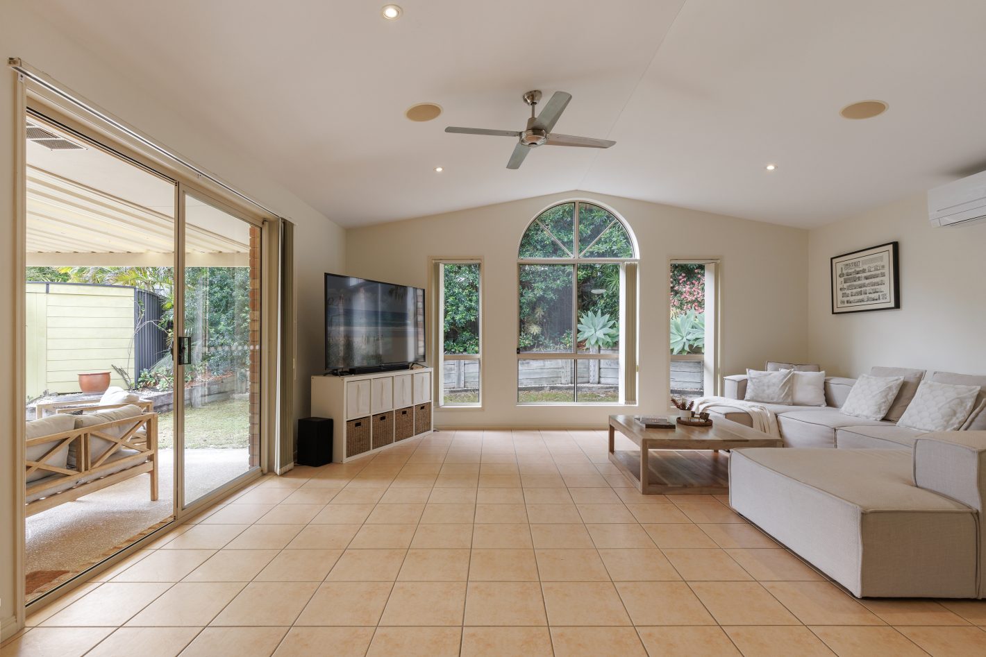 14 Comet Drive, Sunrise Beach, QLD 4567